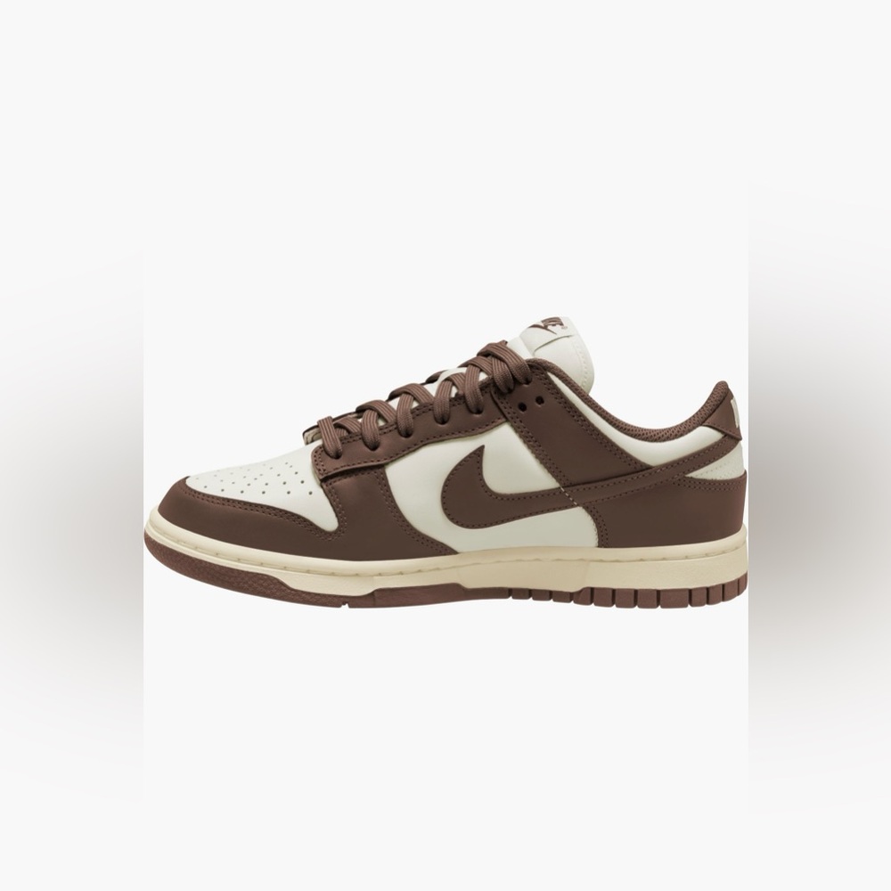 Nike Dunk Low Basketball Sneaker  Color Sail/ Cacao Wow-Coconut Milk Size 8 - Picture 3 of 3